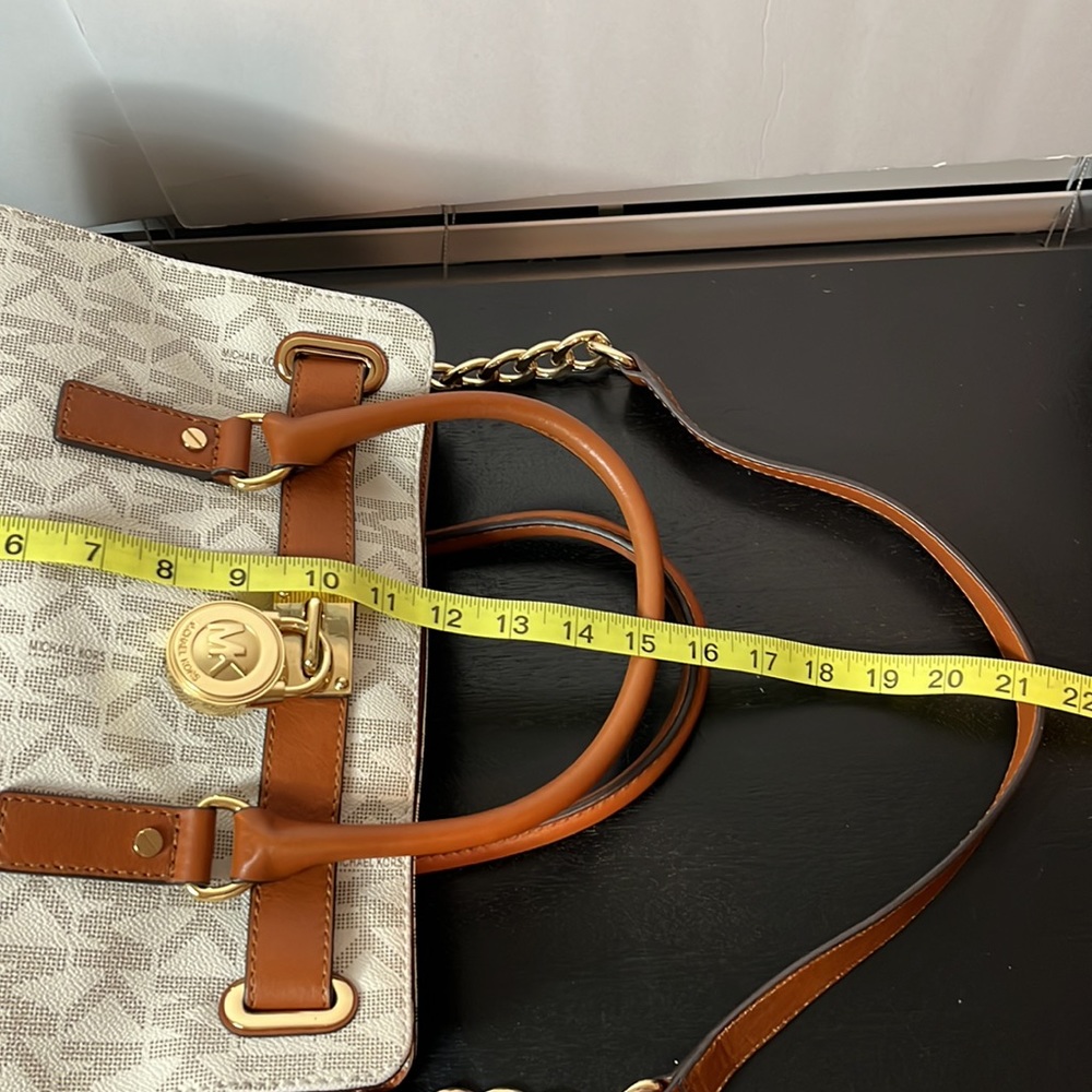 Michael Kors Hamilton Monogram With Matching Wallet - Picture 15 of 17